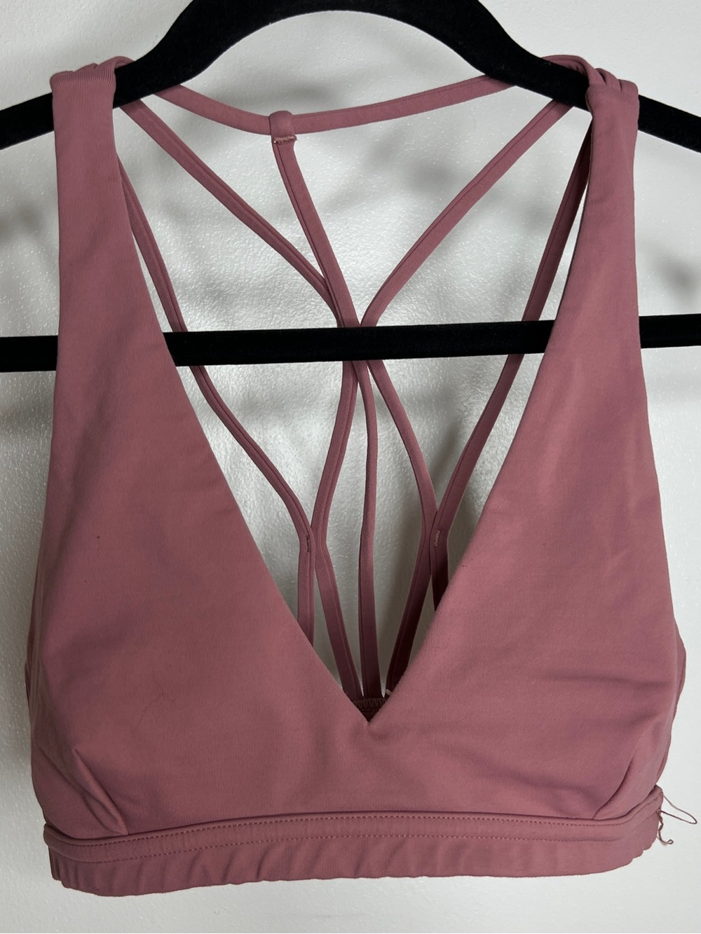 Lululemon Free To Be Wild Sports Bra Blush Pink Strappy Back Yoga Bra Size 4